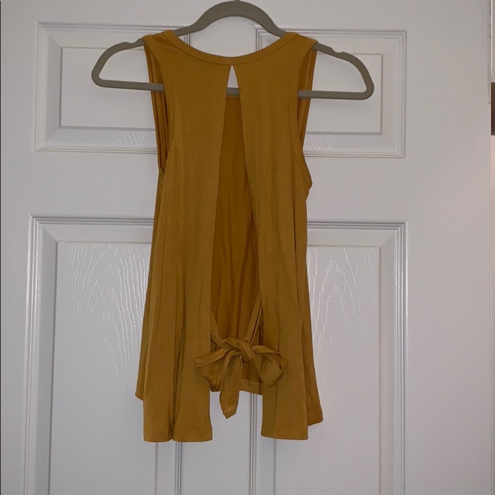 Open back tank Lulus XS. New, never worn! NWOT